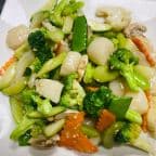 Best Dinner Zinfandel Scallops in Centennial, CO